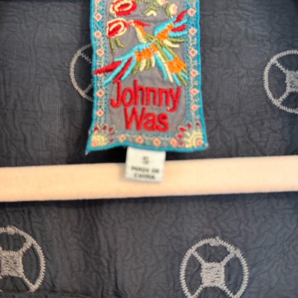 Johnny Was Boho Short Kimono - Charcoal color with light gray embroidery - Picture 4 of 5